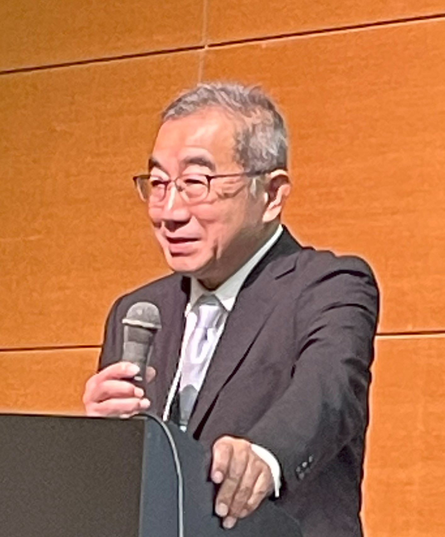 講演の様子（くすりと健康2023）